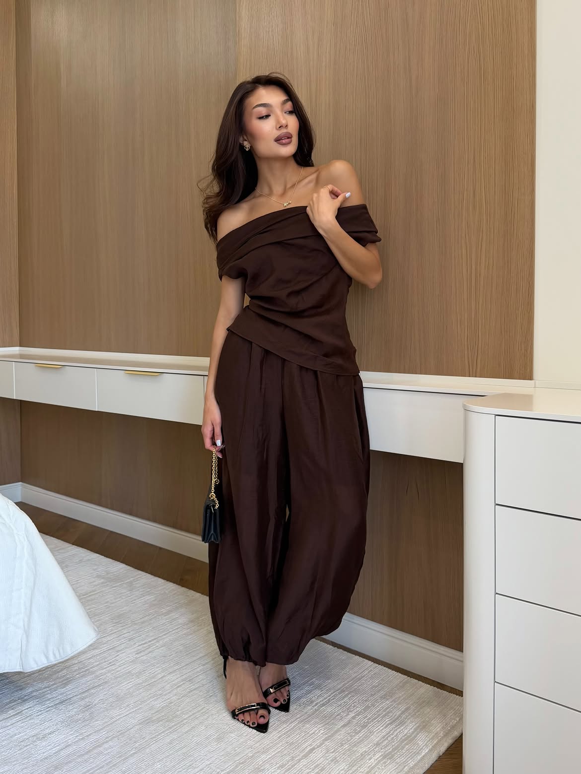 Asymmetrical Blouse And Baggy Pants Set