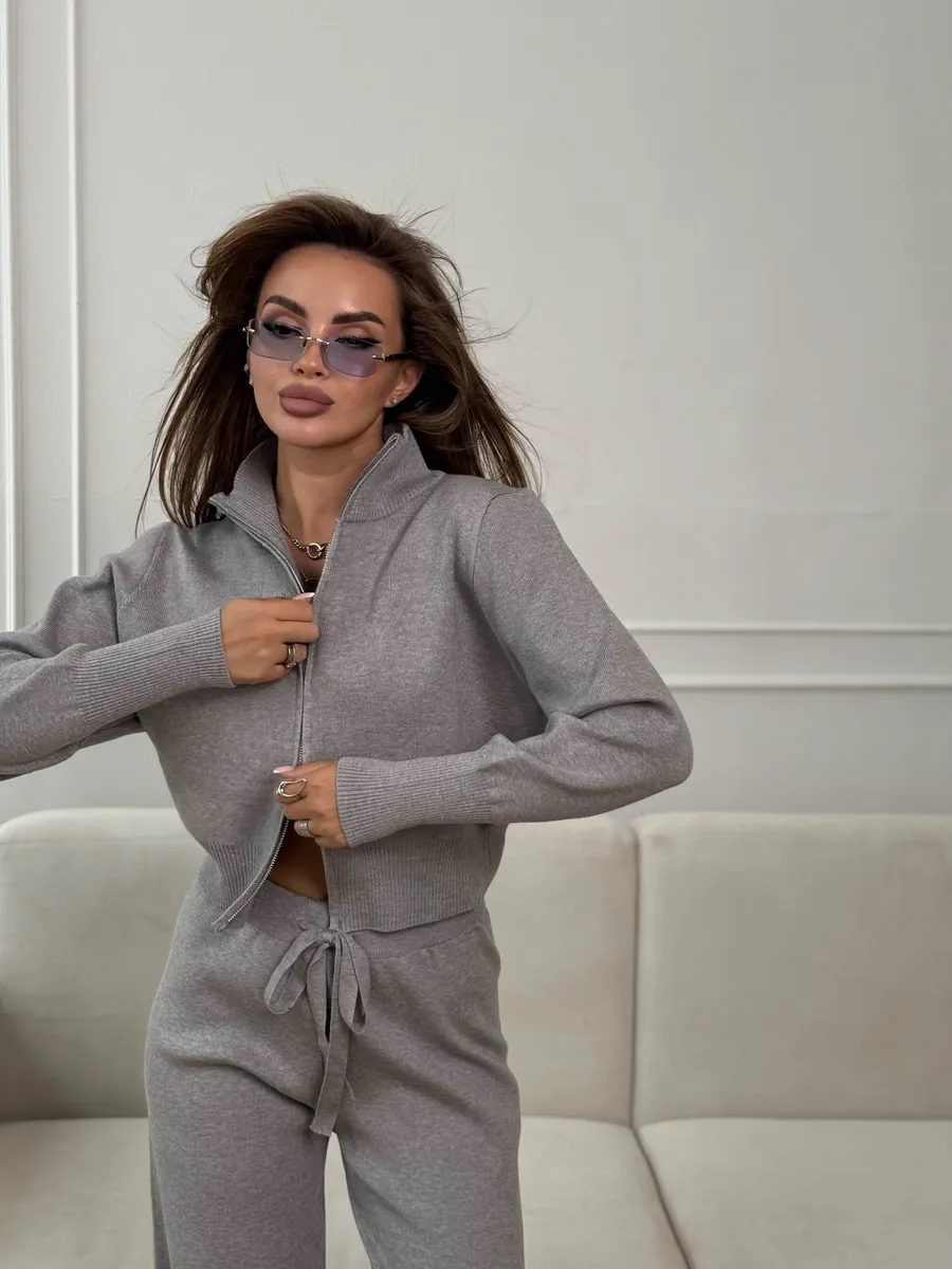 Double-Zip Slim-Fit Sweater Set