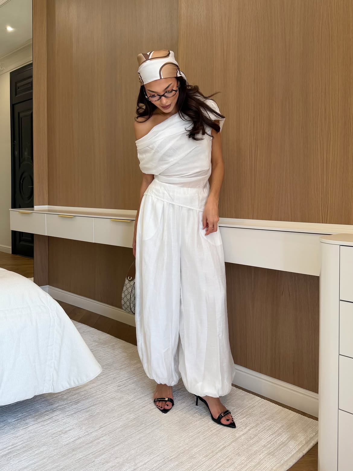 Asymmetrical Blouse And Baggy Pants Set