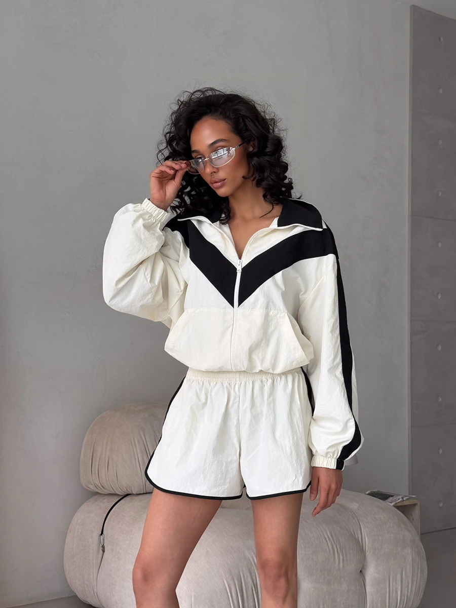 Zip-Up Collared Shorts Set