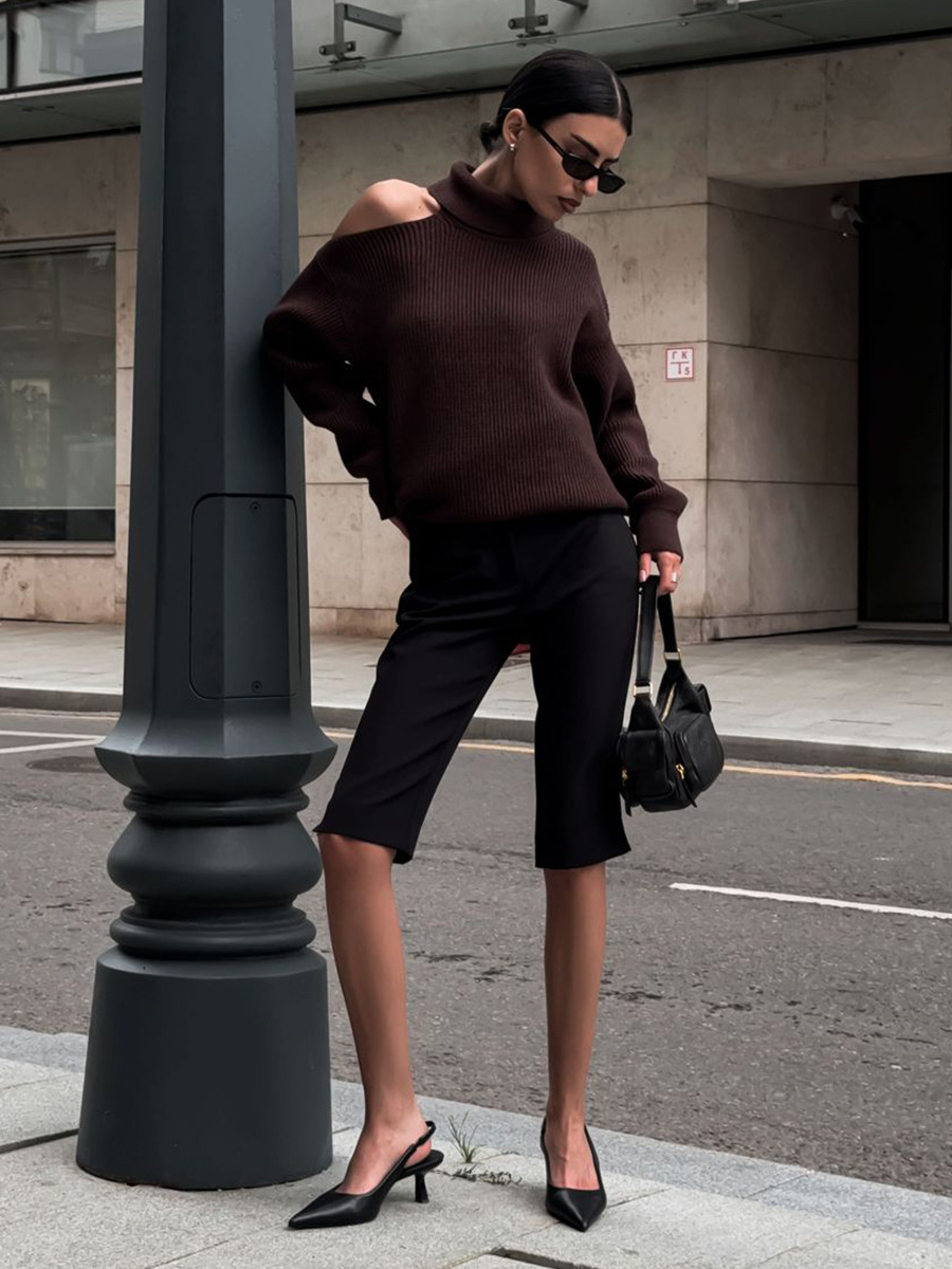 Turtleneck Off-the-Shoulder Sweater