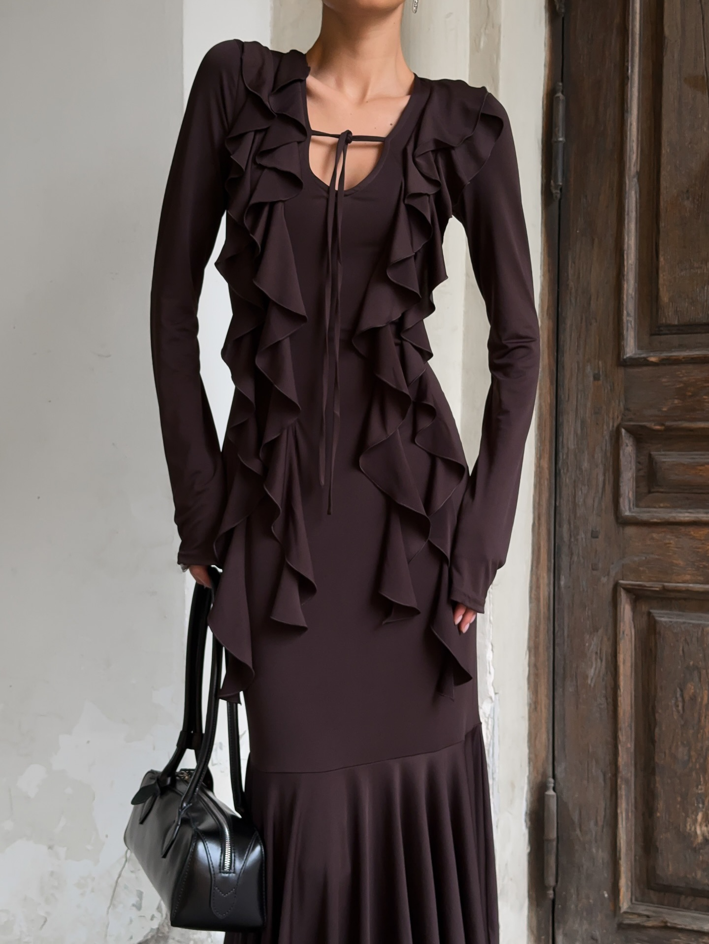 Ruffled V-neck long-sleeve dress