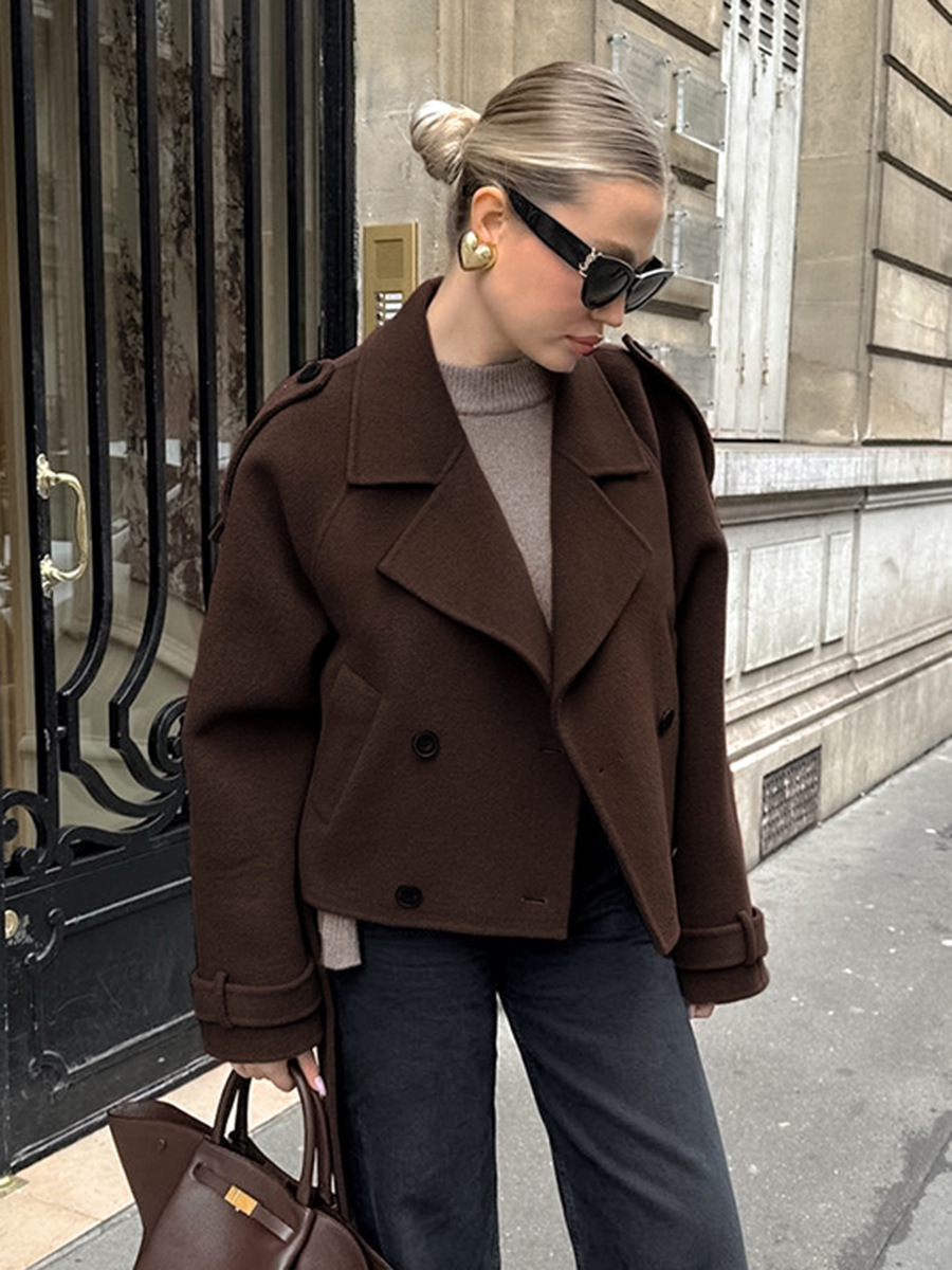 Double-breasted woolen jacket