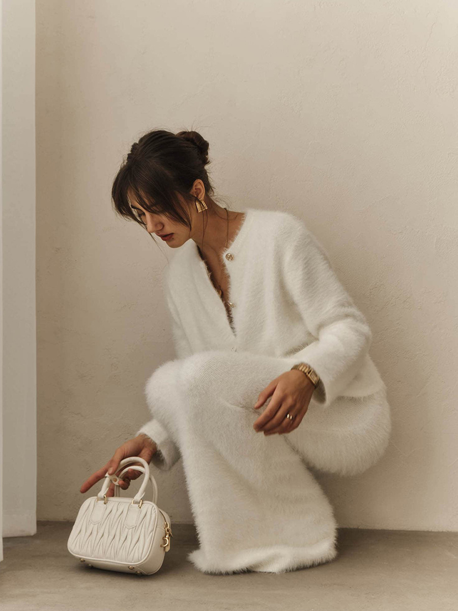 Single-button cardigan skirt set