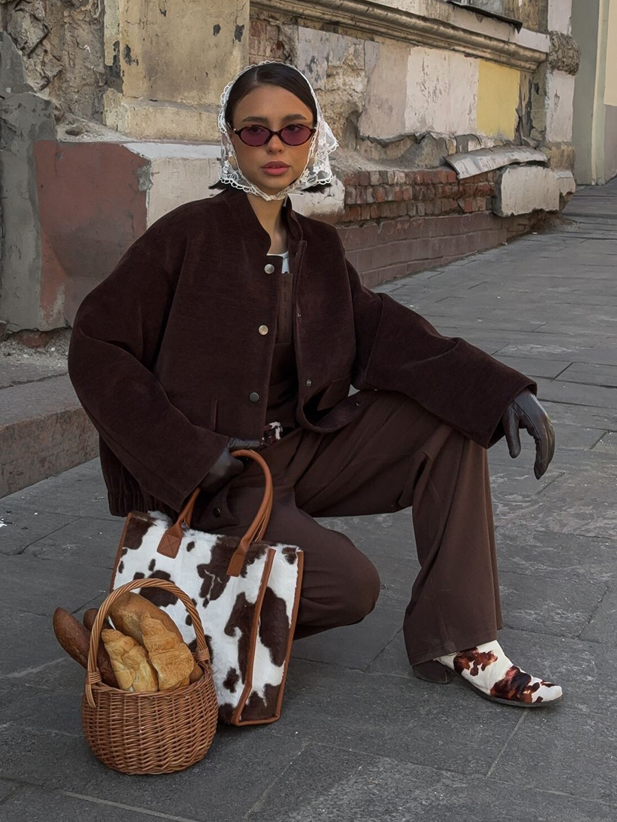 Single-button corduroy jacket