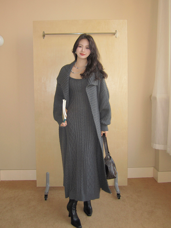 Quinlivan Knit Cardigan&Skirt Set