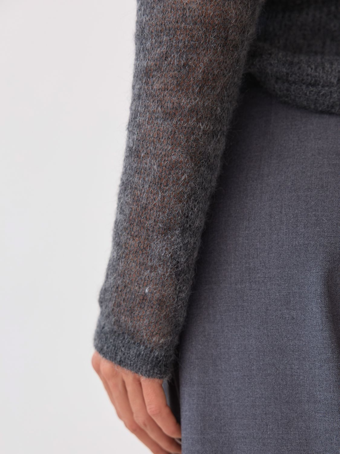 Sweater with Shoulderpads