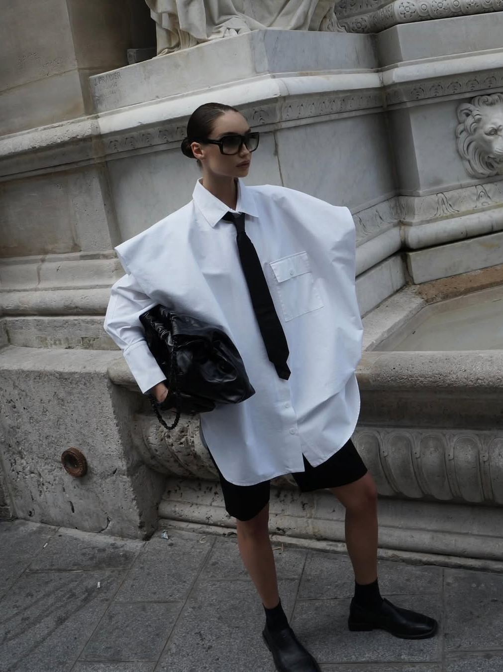 Lapel collar shirt with tie