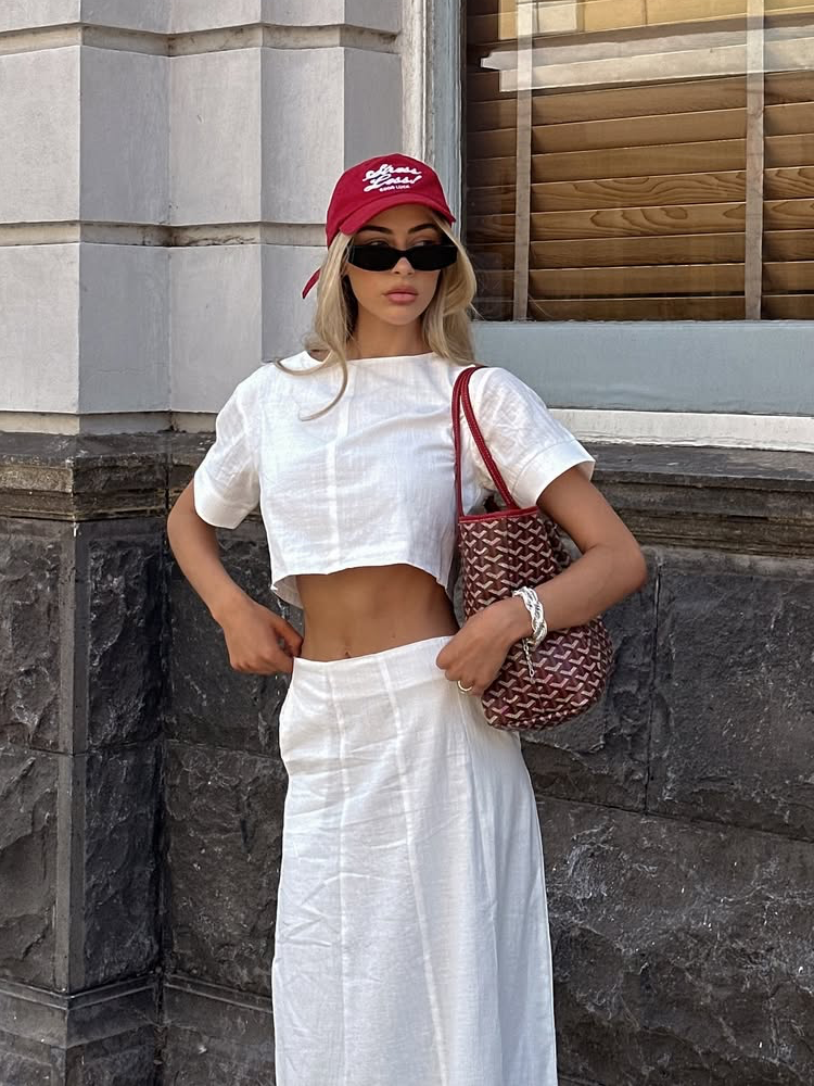 Conjunto de falda de manga corta con volantes y cuello en V 