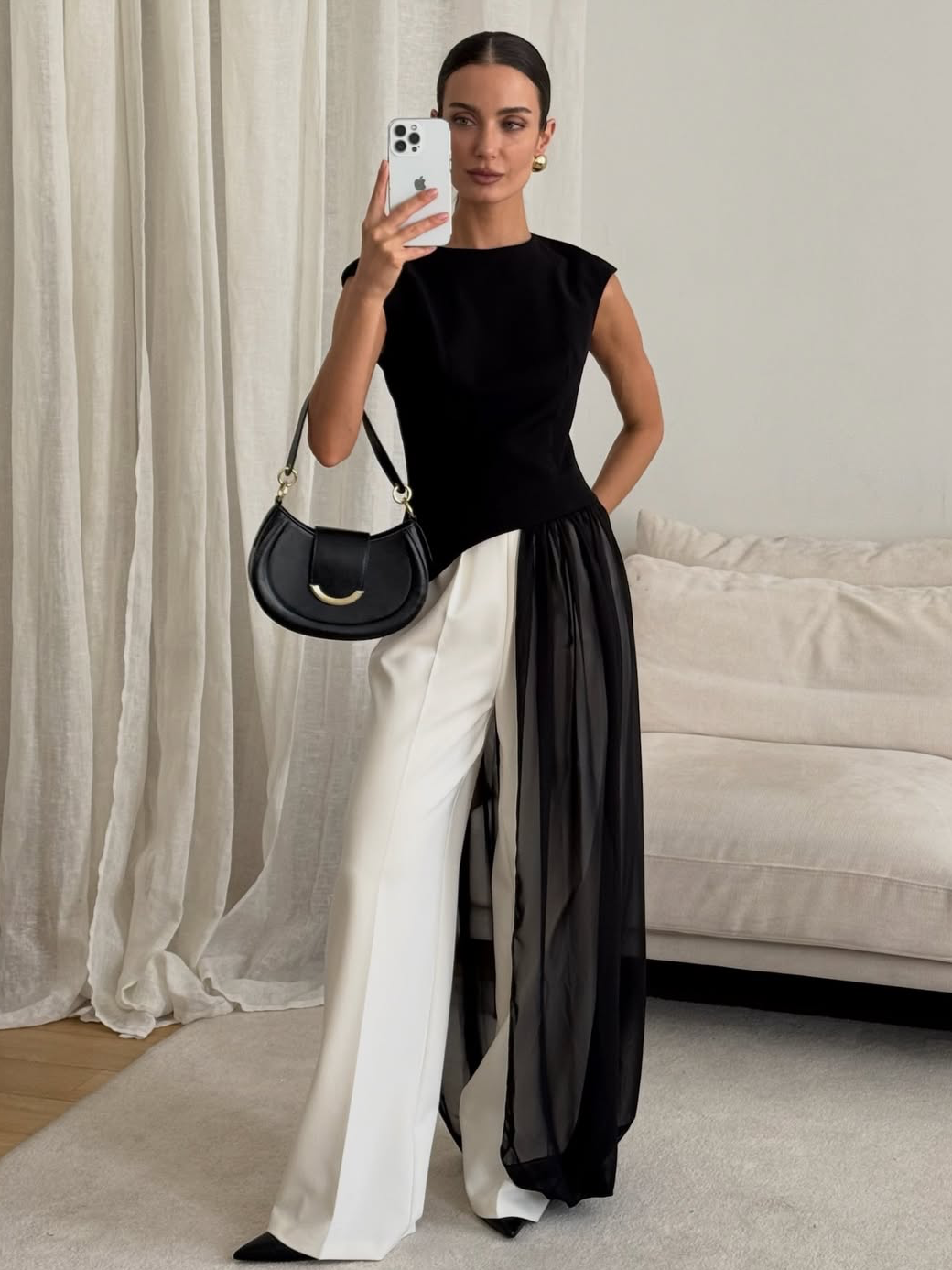 Vestido largo de satén con abertura 