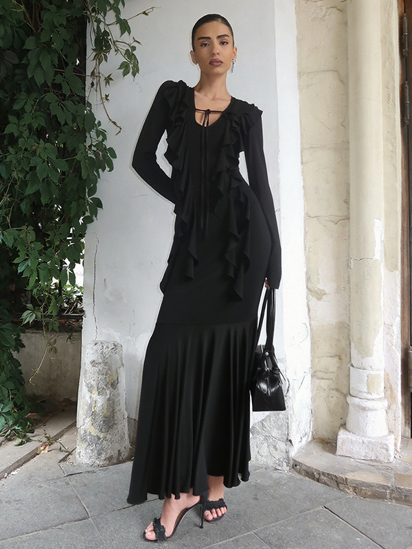 Ruffled V-neck long-sleeve dress