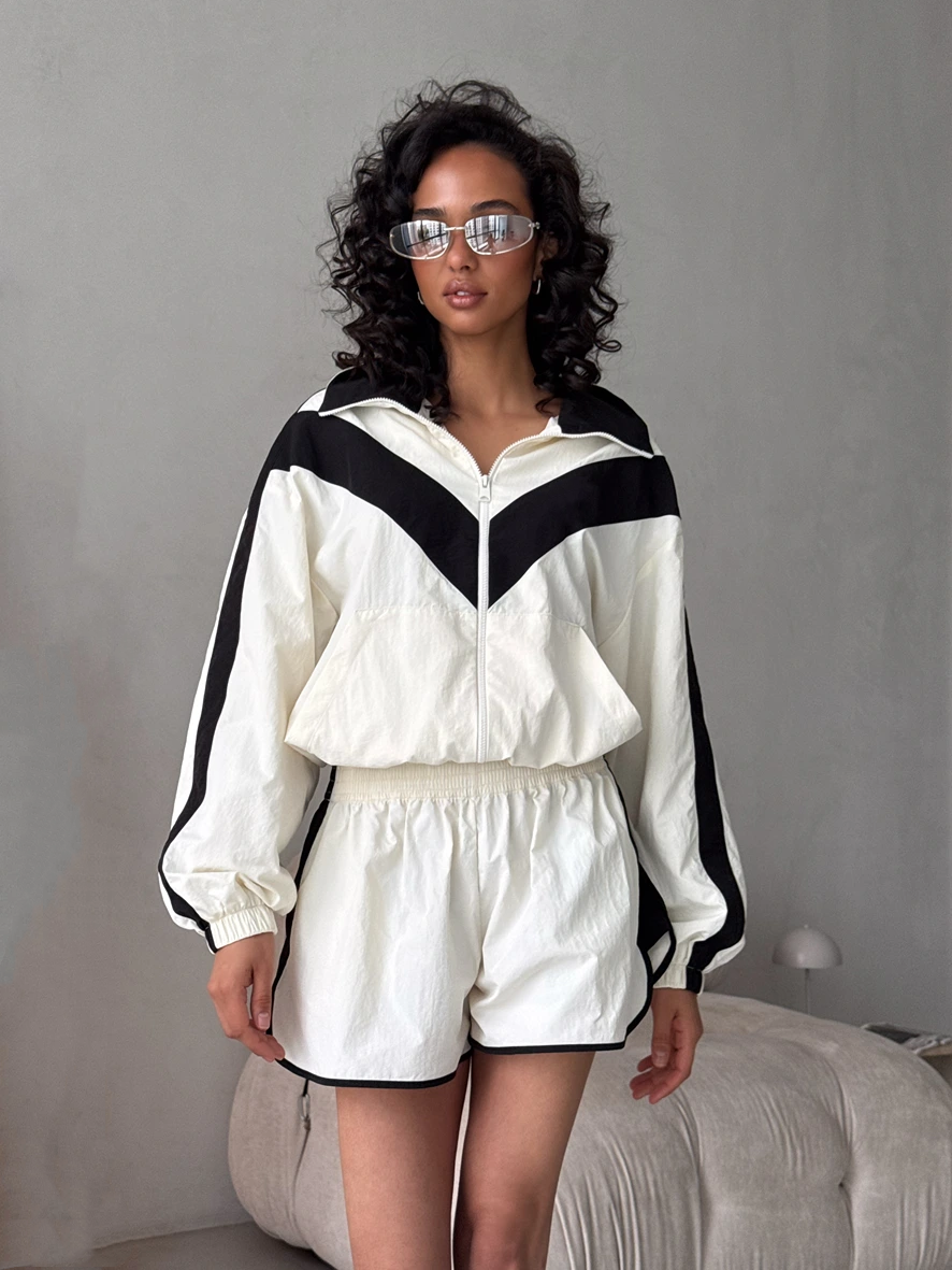 Zip-Up Collared Shorts Set