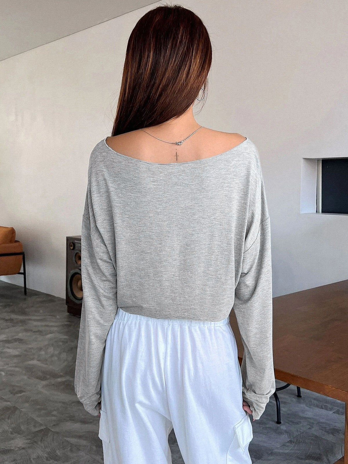 Off-Shoulder Long Sleeve Short T-Shirt