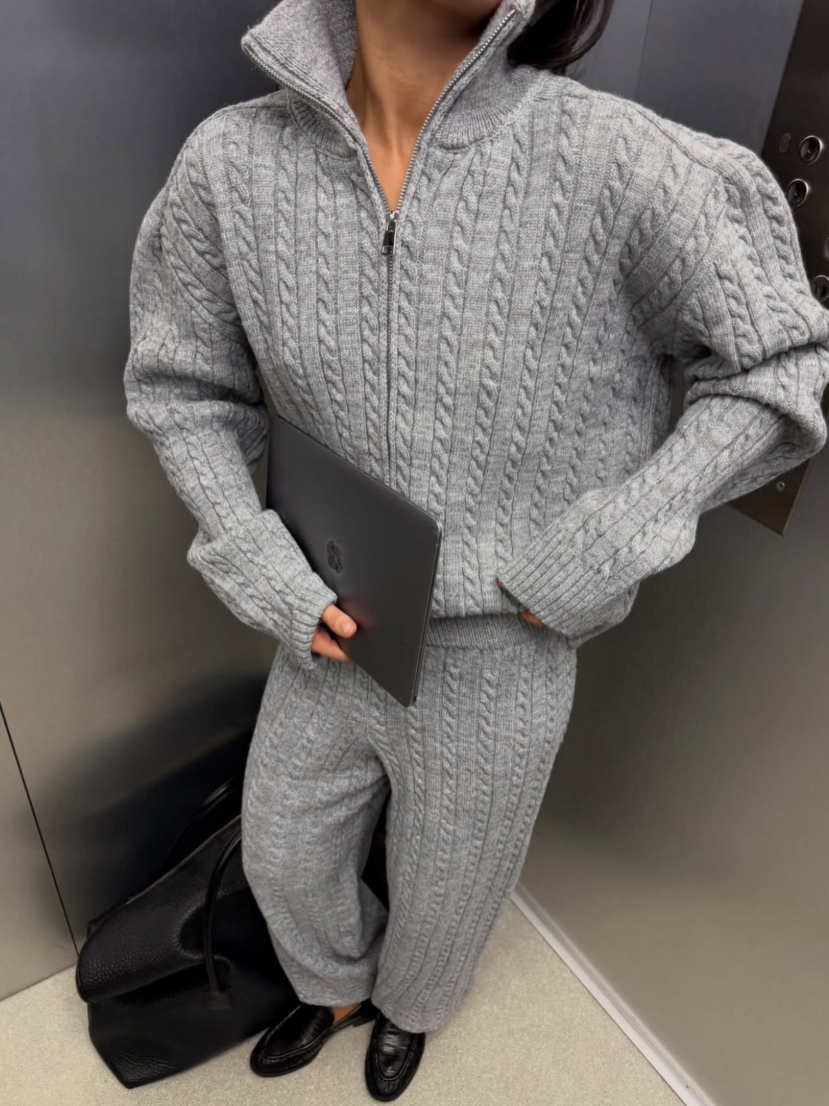 Cable Knit Set