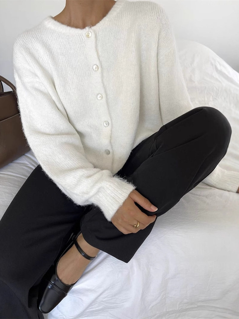 viola Knit Sweater