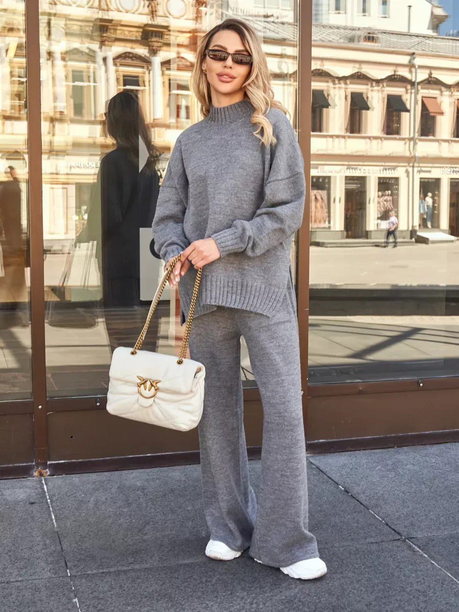 Loose-fitting long pants and knitwear set