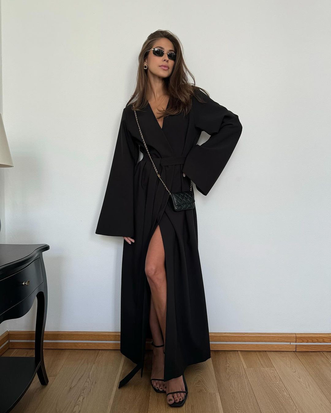 Slit-front long-sleeved tie-back dress